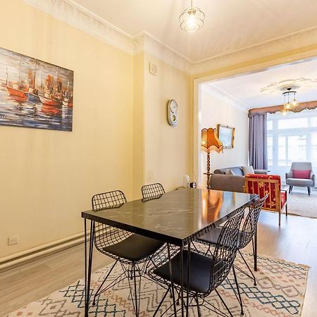 Charming Apartment Surrounded By Vibrant Attractions In Kadikoy Istanbul Eksteriør bilde