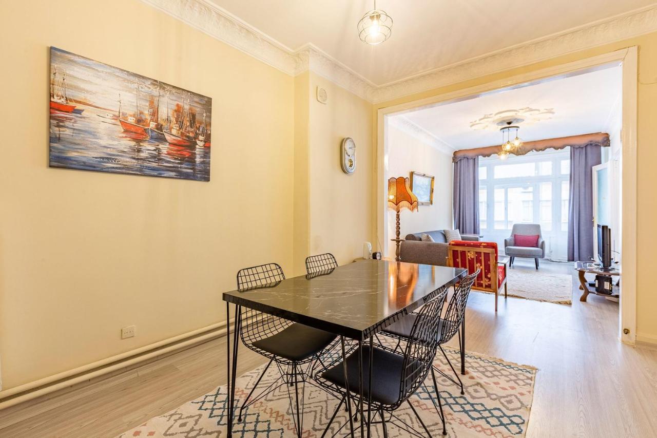 Charming Apartment Surrounded By Vibrant Attractions In Kadikoy Istanbul Eksteriør bilde