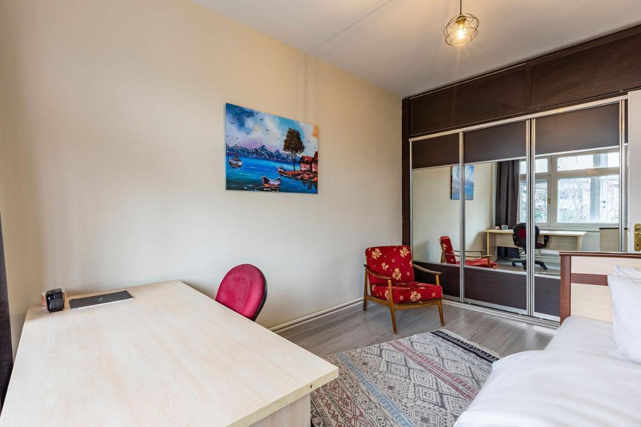 Charming Apartment Surrounded By Vibrant Attractions In Kadikoy Istanbul Eksteriør bilde