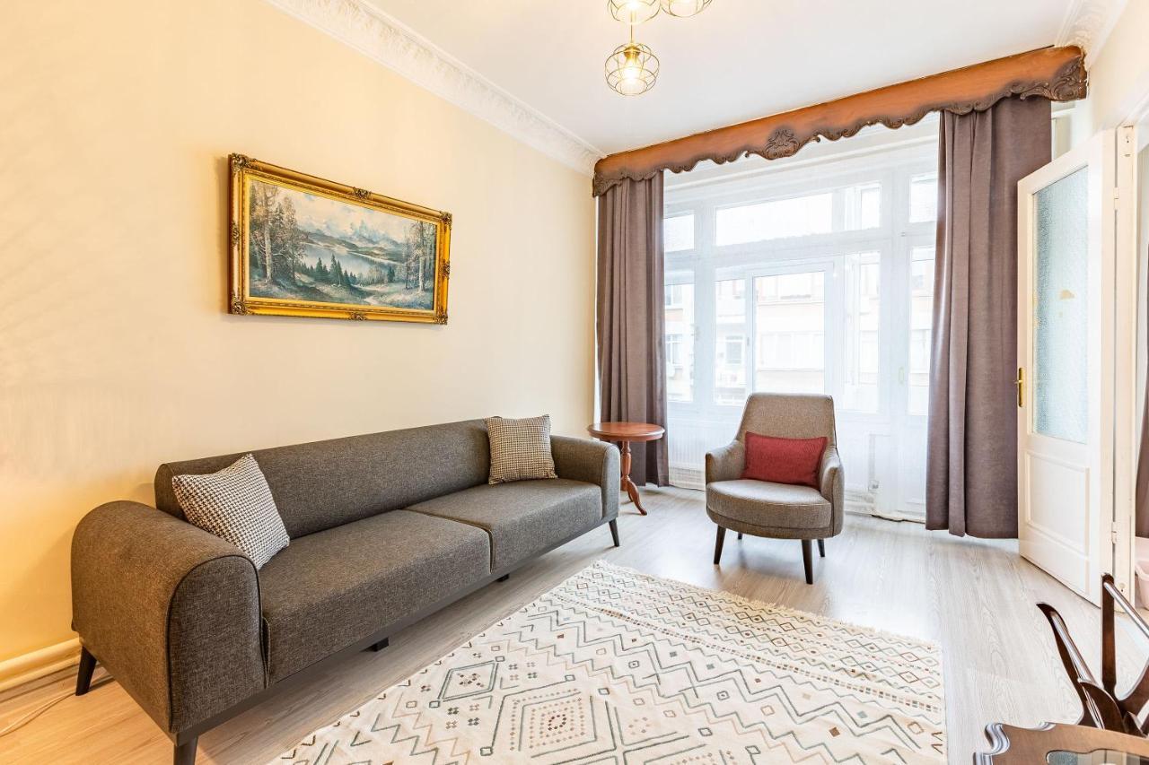 Charming Apartment Surrounded By Vibrant Attractions In Kadikoy Istanbul Eksteriør bilde
